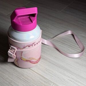 Hydrojug Pink Shimmer 64oz stainless steel Bottle with bottle carrier w/ Strap